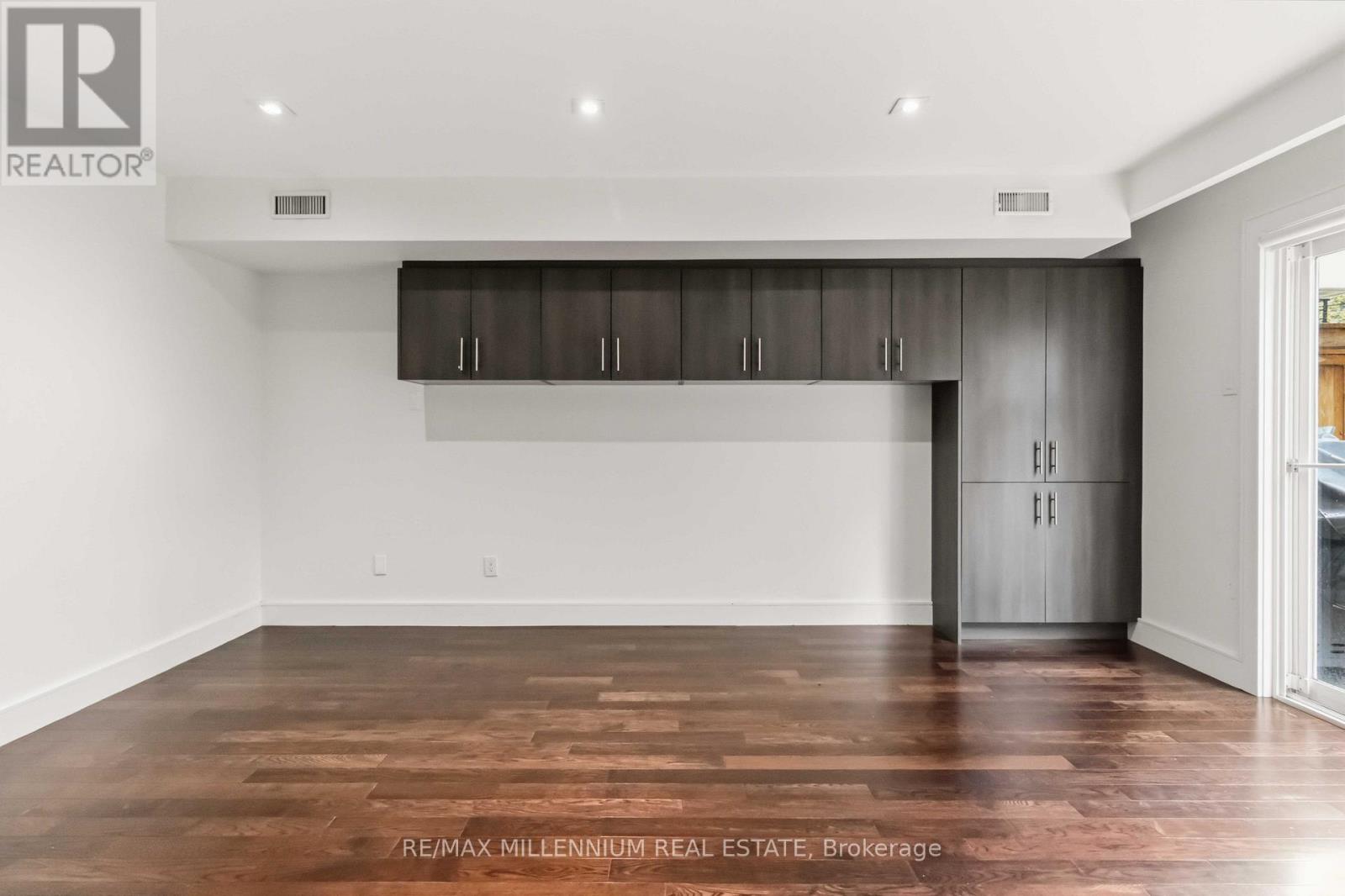 65 Castlefield Avenue, Toronto, Ontario  M4R 1G5 - Photo 12 - C14093792