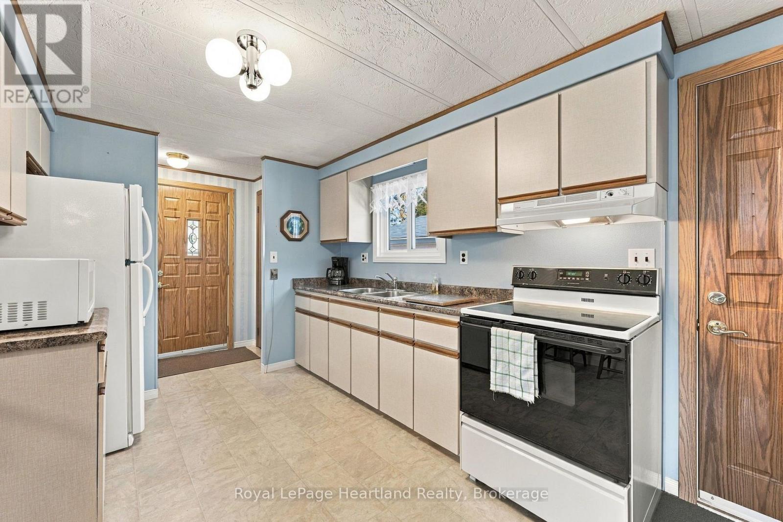 38 Miller Street, Strathroy-Caradoc (Sw), Ontario  N7G 1A6 - Photo 13 - X14093602