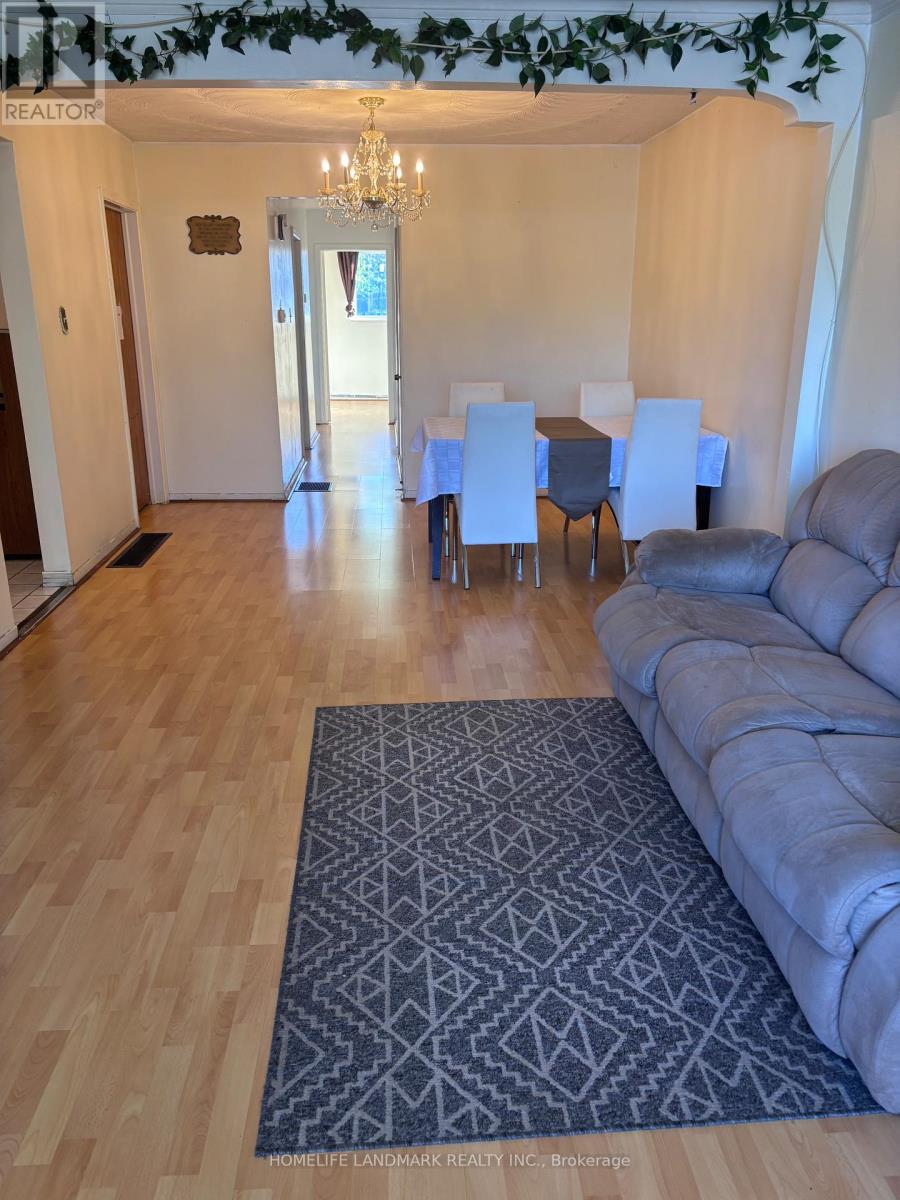 97 Tourmaline Drive, Toronto, Ontario  M1T 1X1 - Photo 2 - E13751282