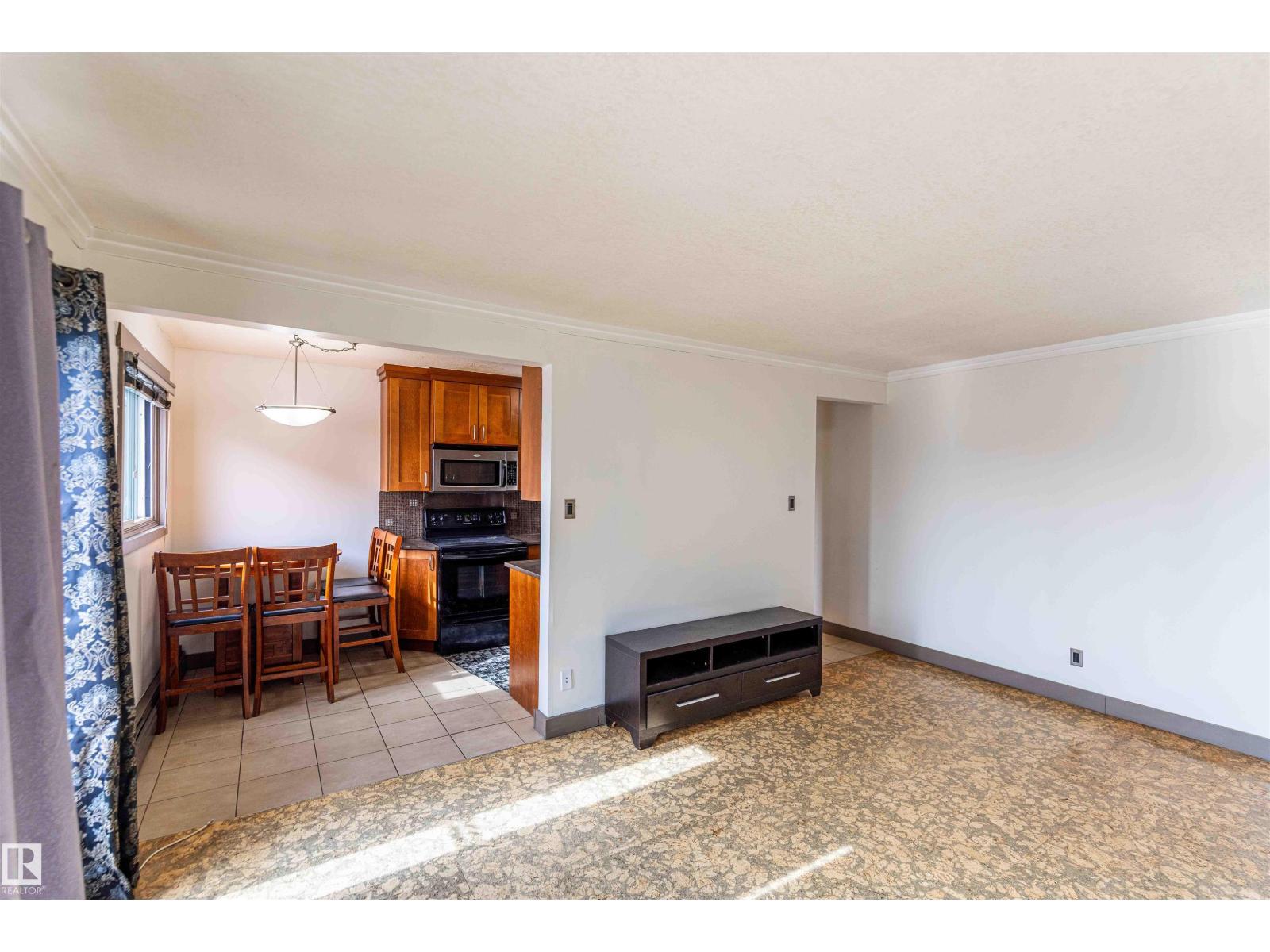 #302 10745 83 AV NW