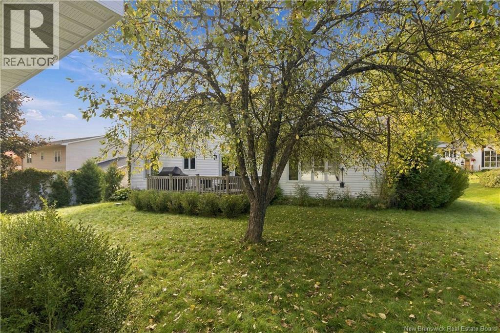 53 Brentwood Drive, Fredericton, New Brunswick  E3B 7A5 - Photo 39 - NB149931