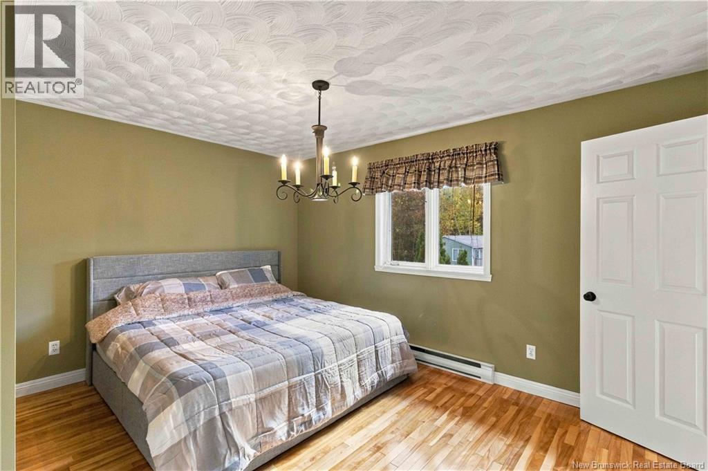 53 Brentwood Drive, Fredericton, New Brunswick  E3B 7A5 - Photo 32 - NB149931