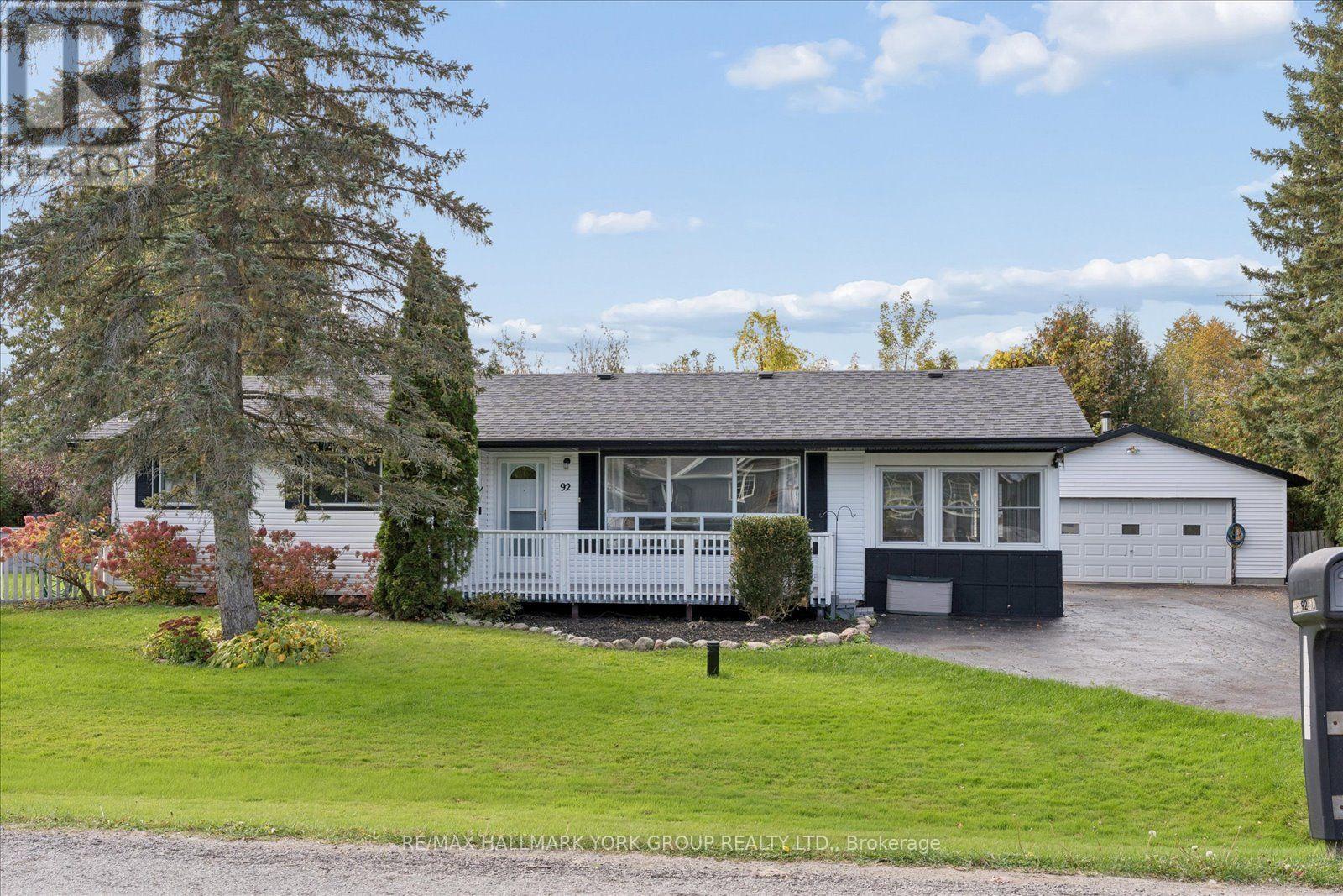 92 Sunset Beach Road, Georgina, Ontario  L0E 1N0 - Photo 4 - N14093596