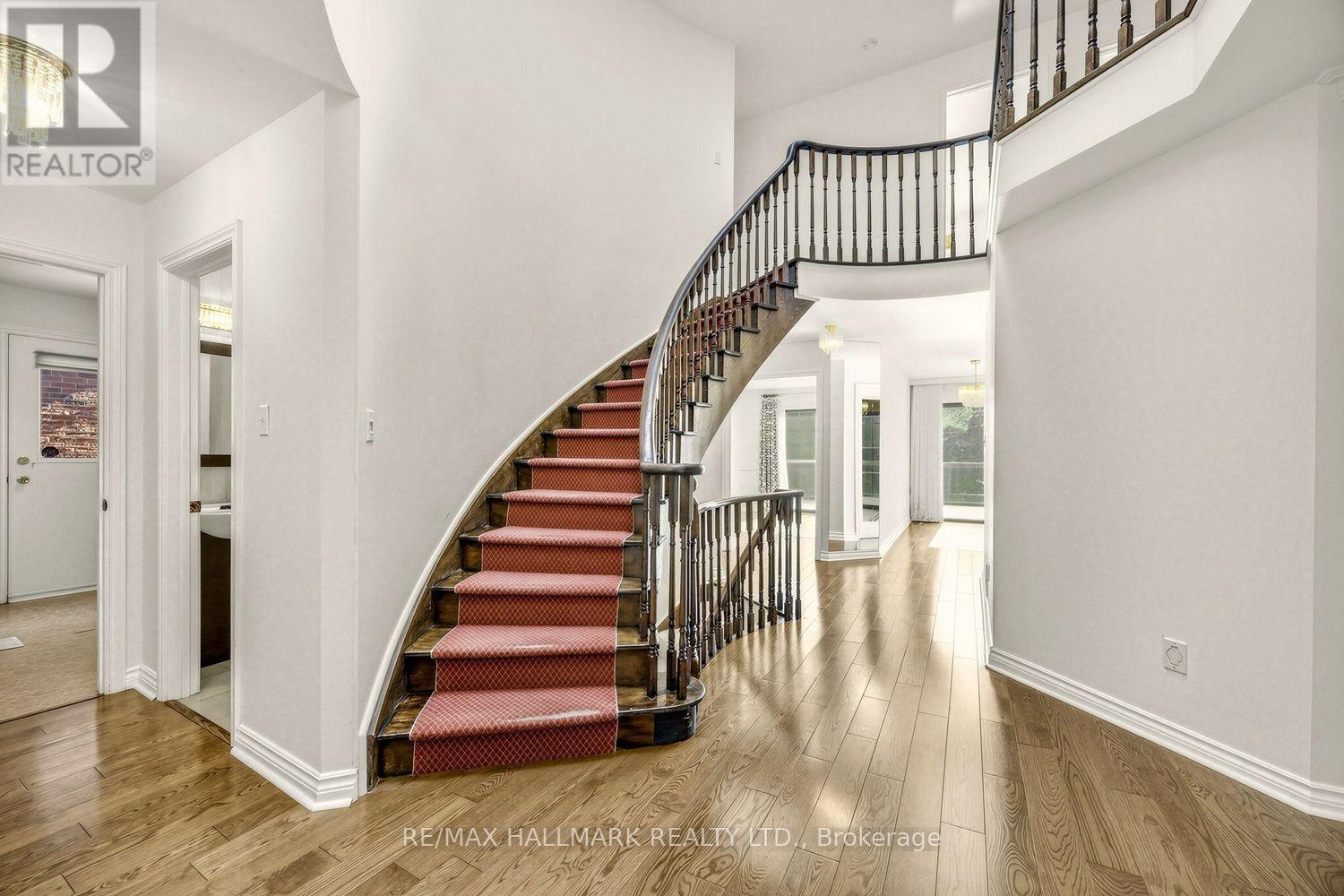 25 Cygnus Drive, Richmond Hill (Observatory), Ontario  L4C 8P1 - Photo 3 - N14093742
