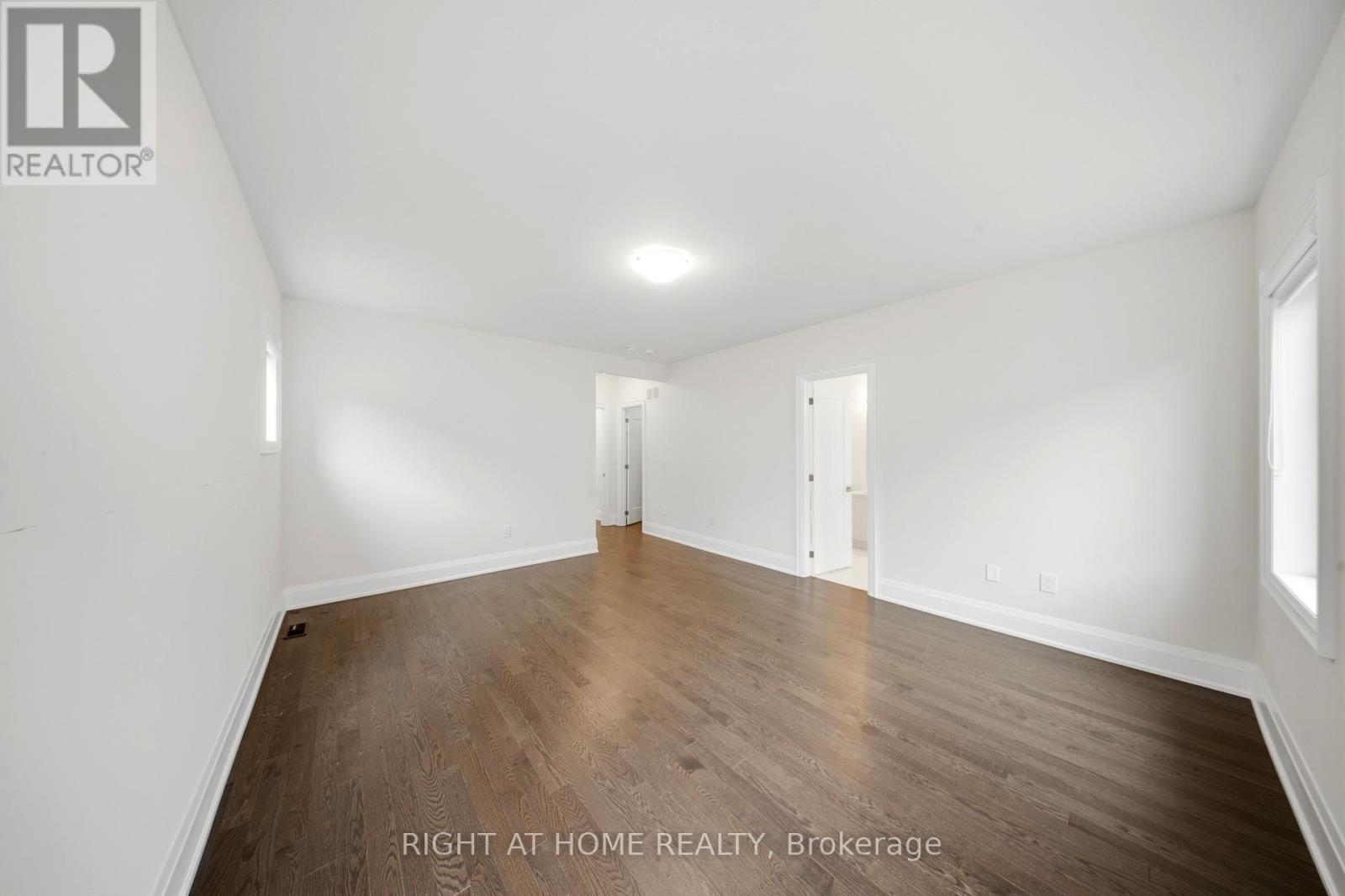 80 Tempel Street, Richmond Hill, Ontario  L4E 1K6 - Photo 18 - N14093802