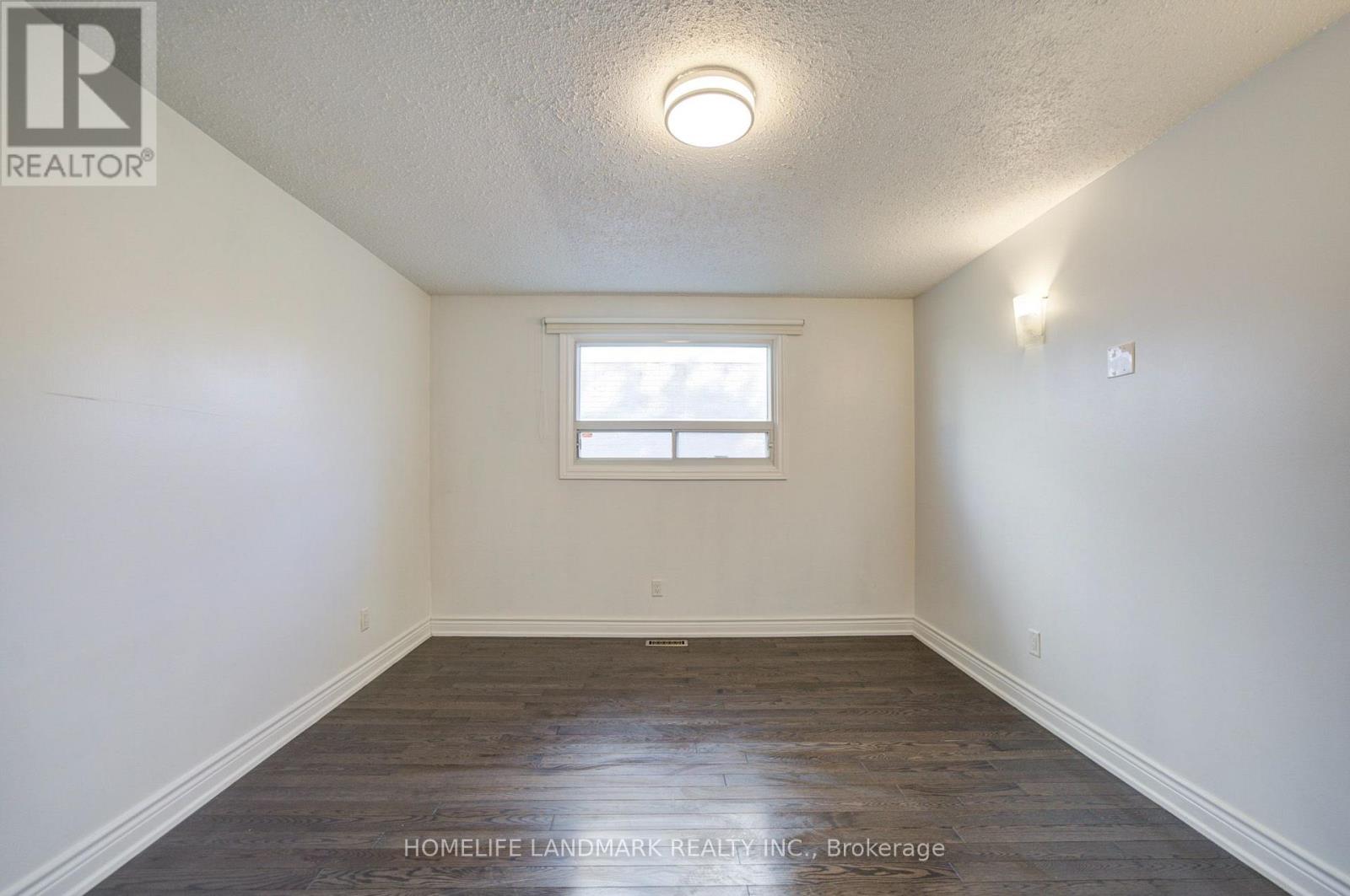 7 Huron Street, Barrie (North Shore), Ontario  L4M 5H2 - Photo 14 - S14093758