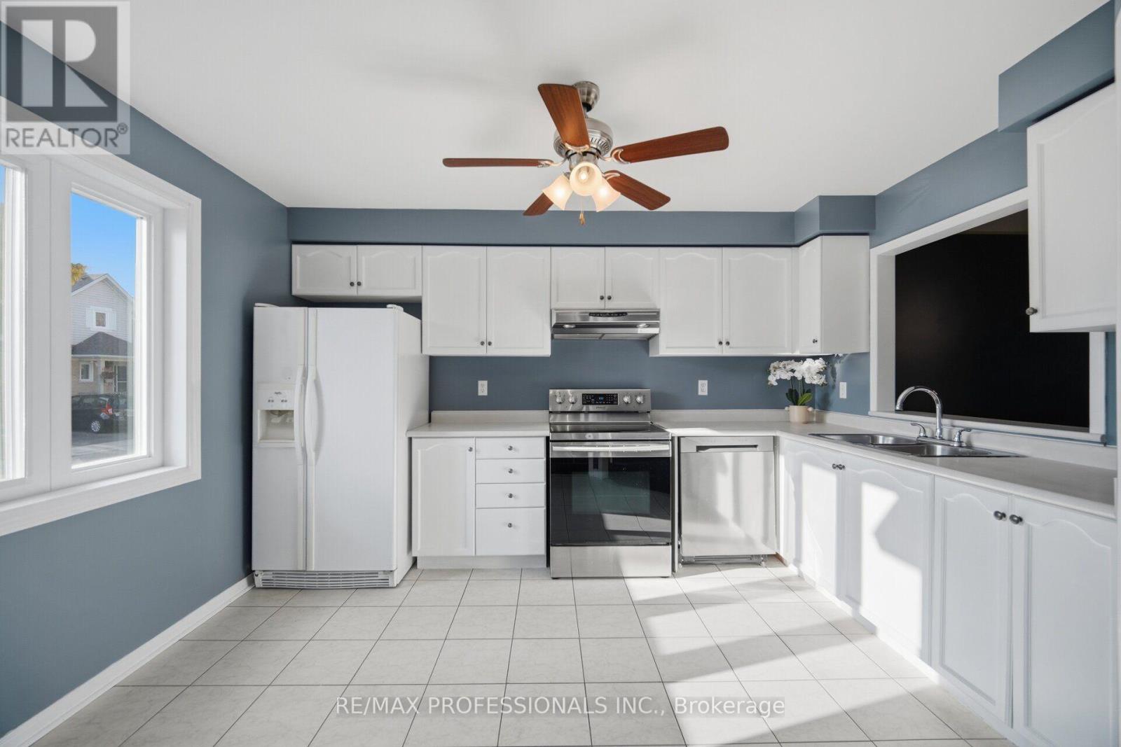 114 - 5910 Greensboro Drive, Mississauga, Ontario  L5M 5Z6 - Photo 3 - W14093582