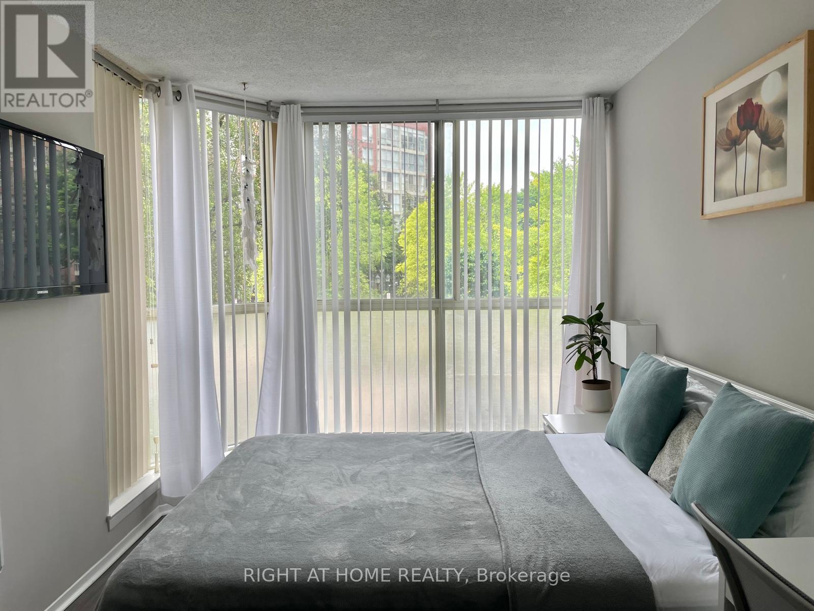 231 - 22 Southport Street, Toronto, Ontario  M6S 4Y9 - Photo 15 - W14093590