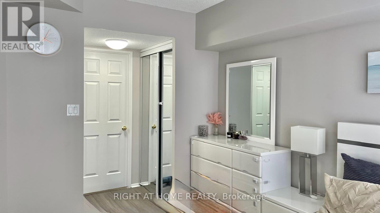 231 - 22 Southport Street, Toronto, Ontario  M6S 4Y9 - Photo 17 - W14093590