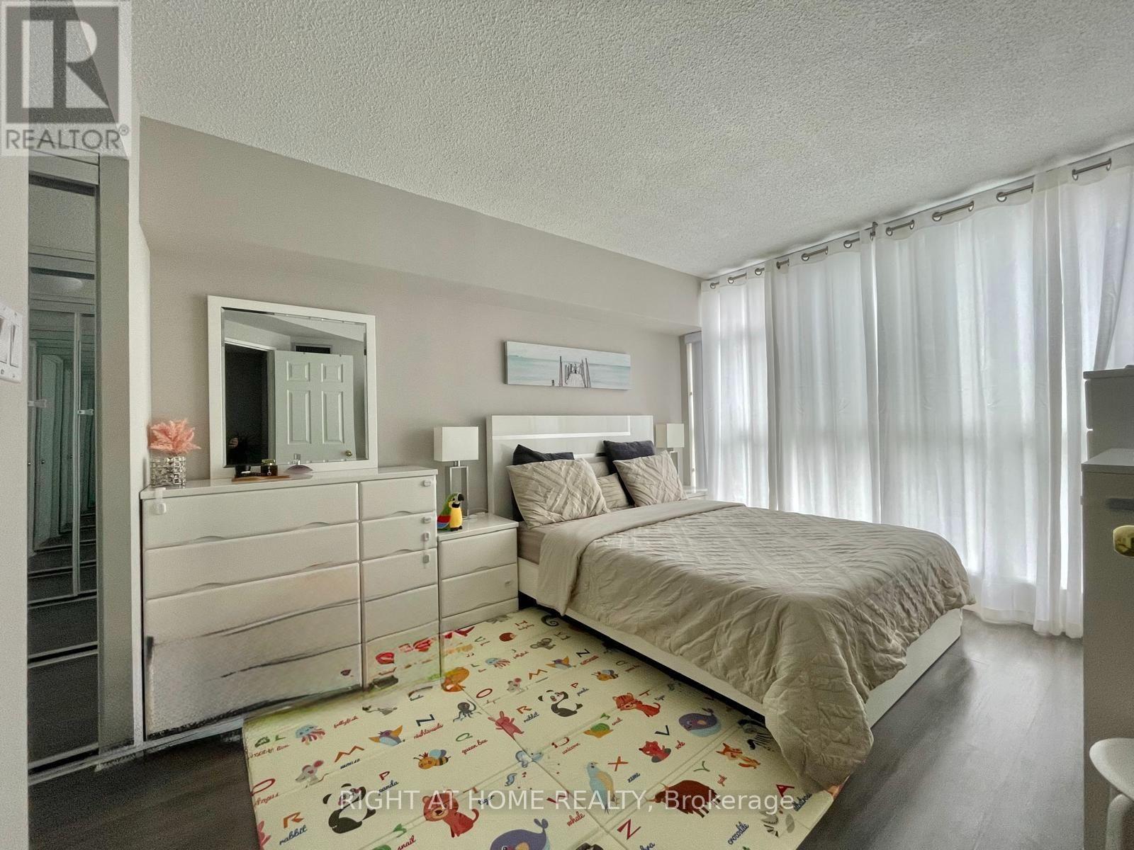 231 - 22 Southport Street, Toronto, Ontario  M6S 4Y9 - Photo 19 - W14093590