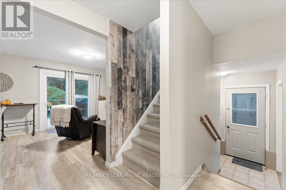 8 First Private Road, Hamilton, Ontario  L8E 5B9 - Photo 16 - X14093668