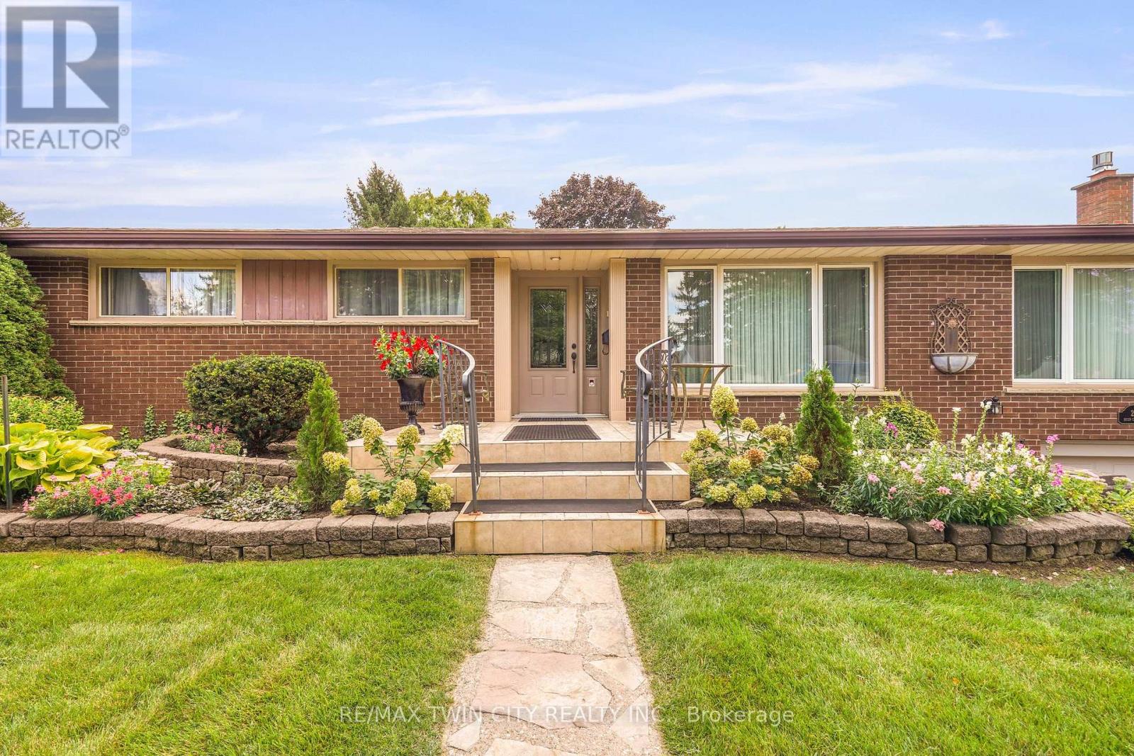 25 Brier Crescent, Brantford, Ontario  N3R 3M5 - Photo 6 - X14093736