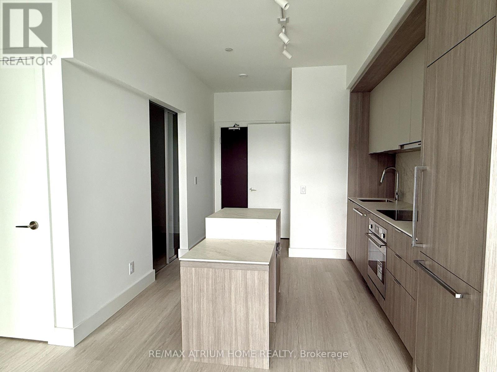 704 - 6 Greenbriar Road, Toronto, Ontario  M2K 0H6 - Photo 3 - C13783660