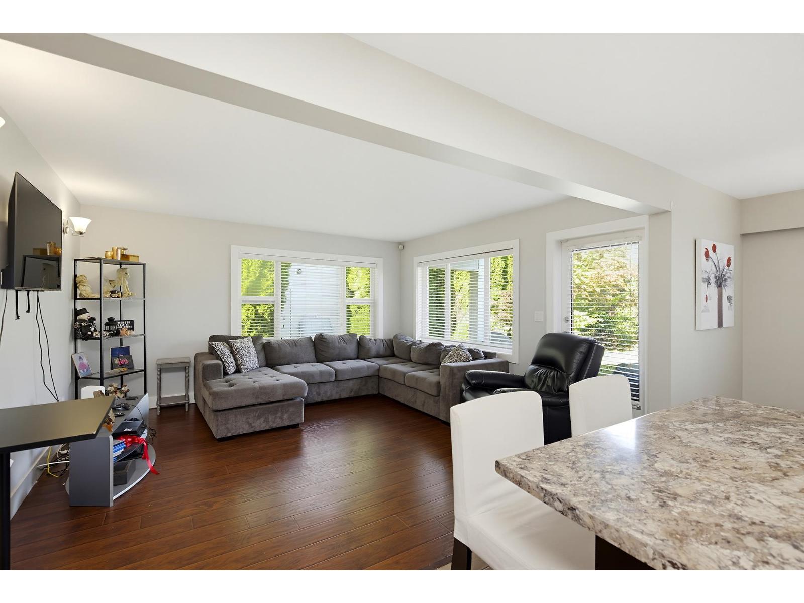 32736 Adams Avenue, Mission, British Columbia  V2V 2S1 - Photo 4 - R3176264