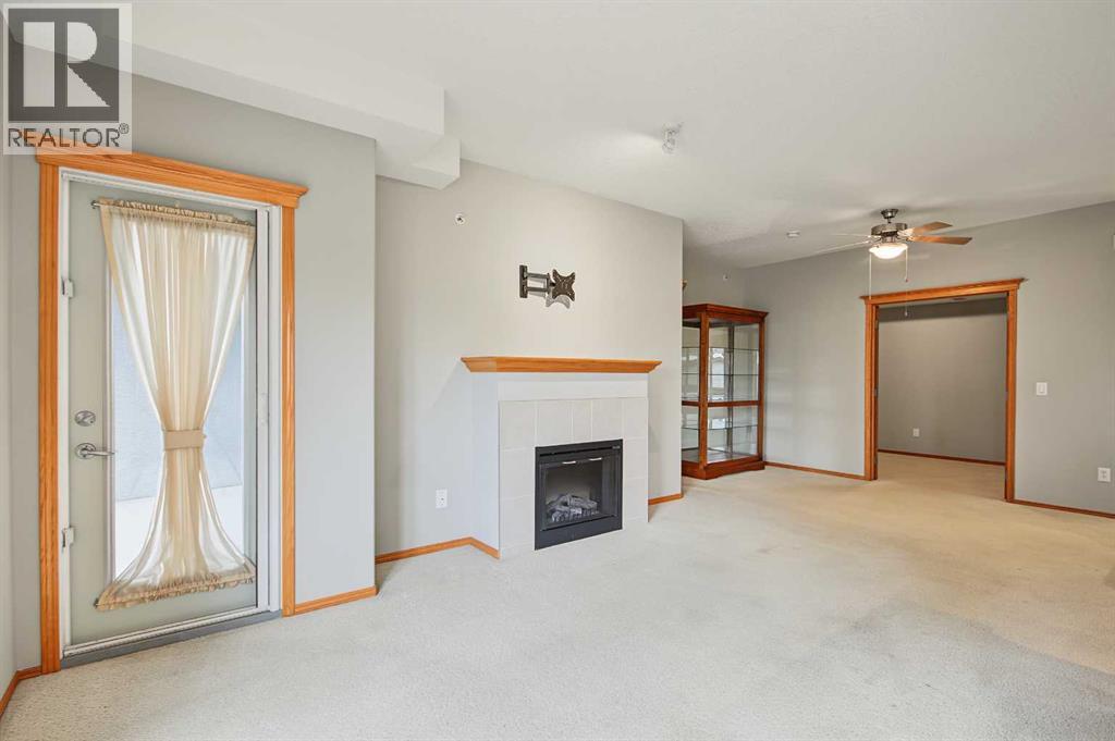 209, 15 Everstone Drive SW