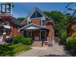 40 WOODLAND Avenue, Kitchener, Ontario