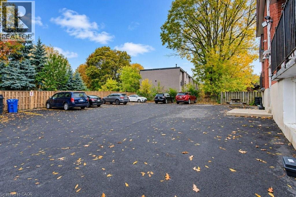 199 Ahrens Street W, Kitchener, Ontario  N2H 4E1 - Photo 32 - 40871455