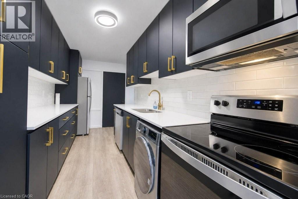 199 Ahrens Street W, Kitchener, Ontario  N2H 4E1 - Photo 12 - 40871455