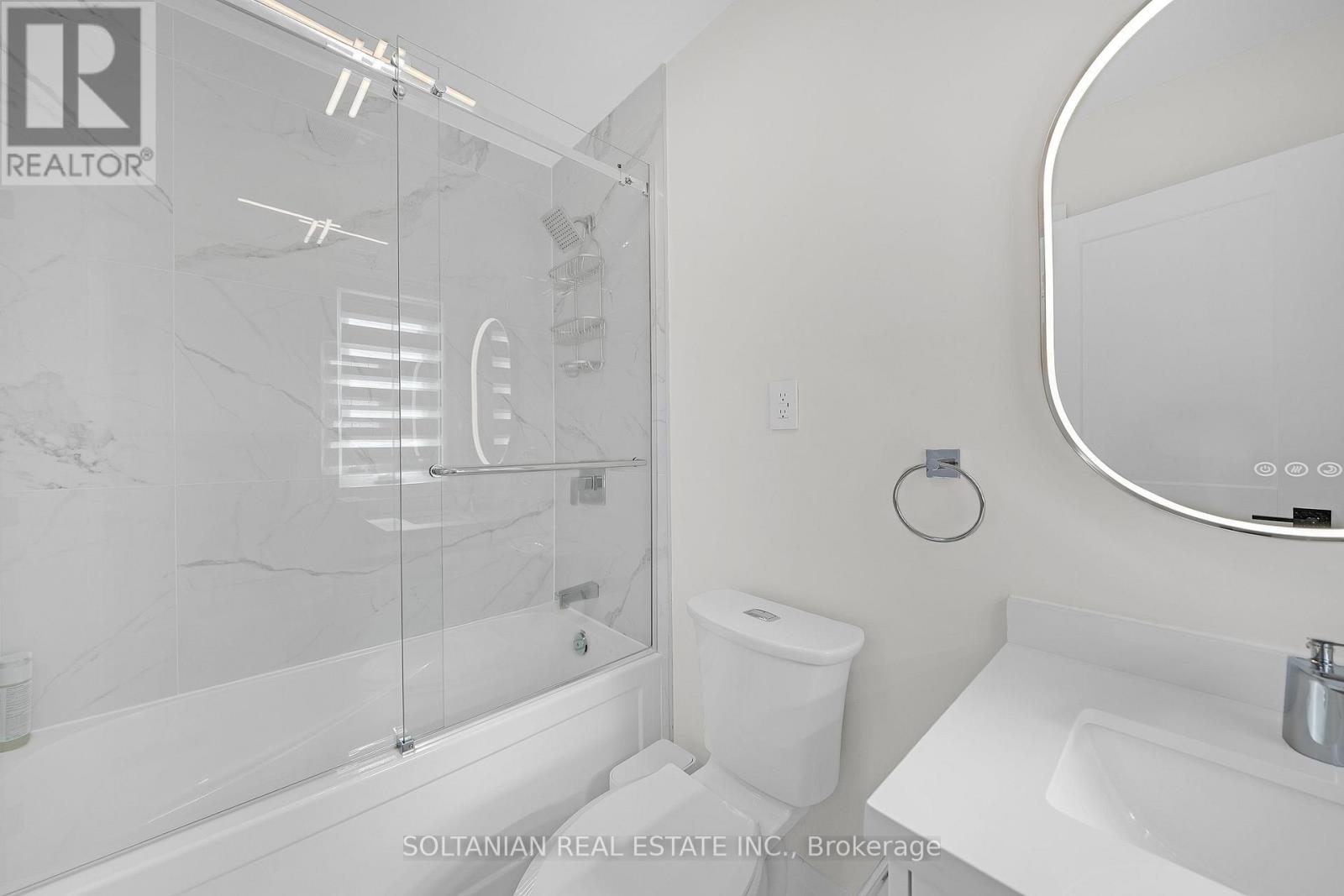 17 Trenton Avenue, Toronto (Woodbine-Lumsden), Ontario  M4C 2Z3 - Photo 40 - E14093304