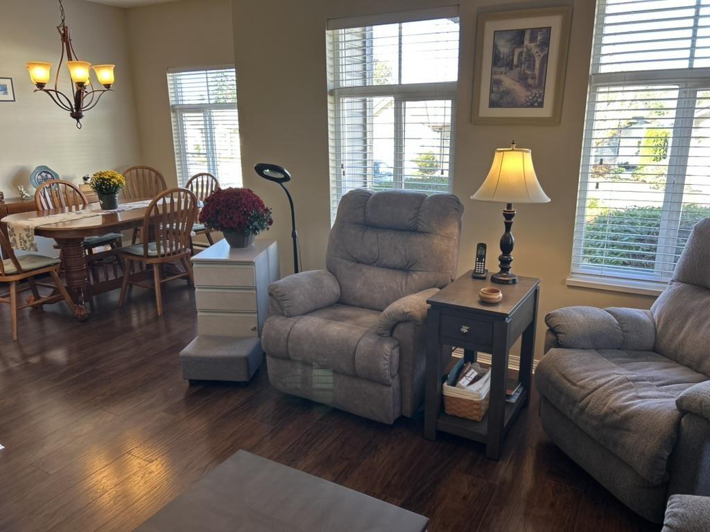 141 33751 7 Avenue, Mission, British Columbia  V2V 7C2 - Photo 8 - R3172132