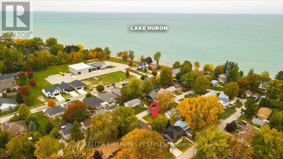 2018 Jean Avenue, Sarnia, Ontario  N0N 1C0 - Photo 30 - X14093898