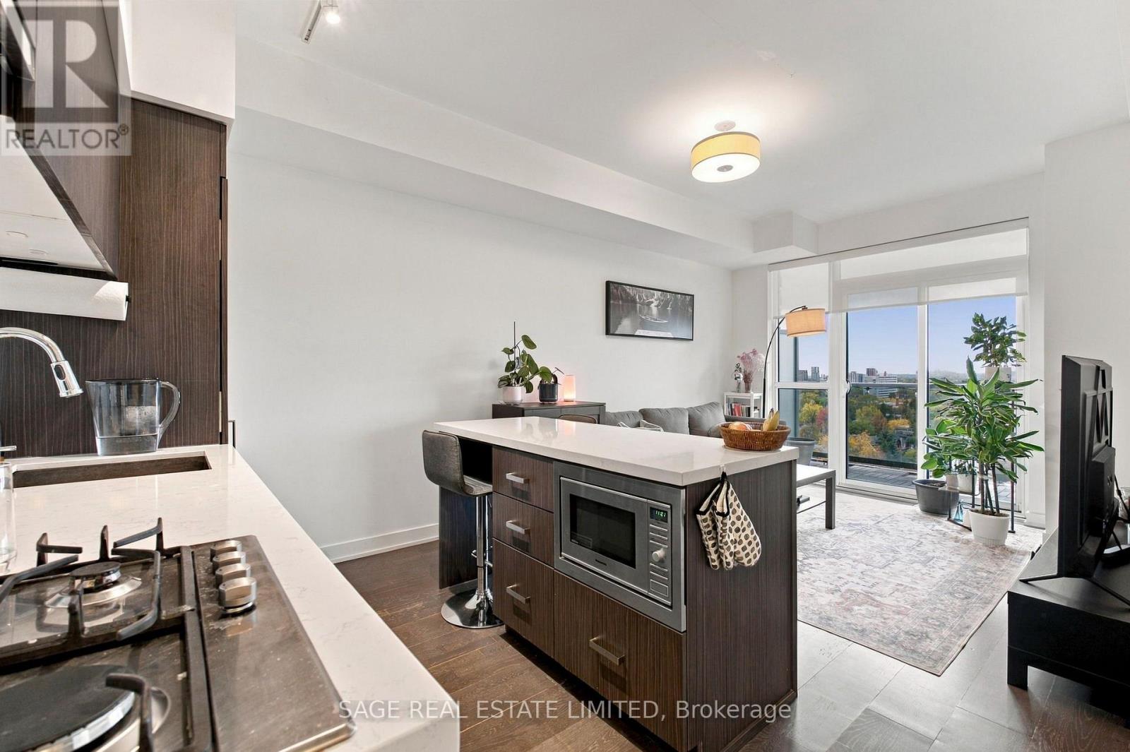 908 - 501 St Clair Avenue W, Toronto, Ontario  M5P 0A2 - Photo 8 - C14093822