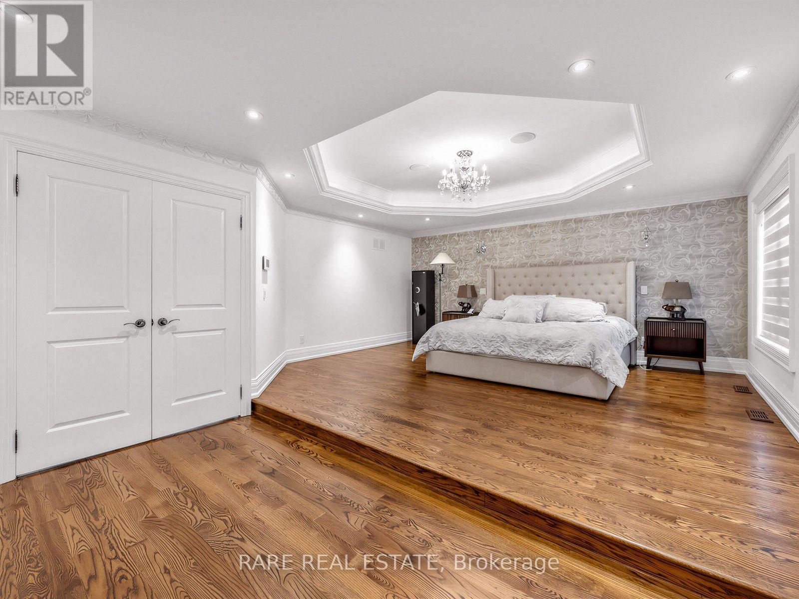 223 Byng Avenue, Toronto, Ontario  M2N 4L2 - Photo 12 - C14093866