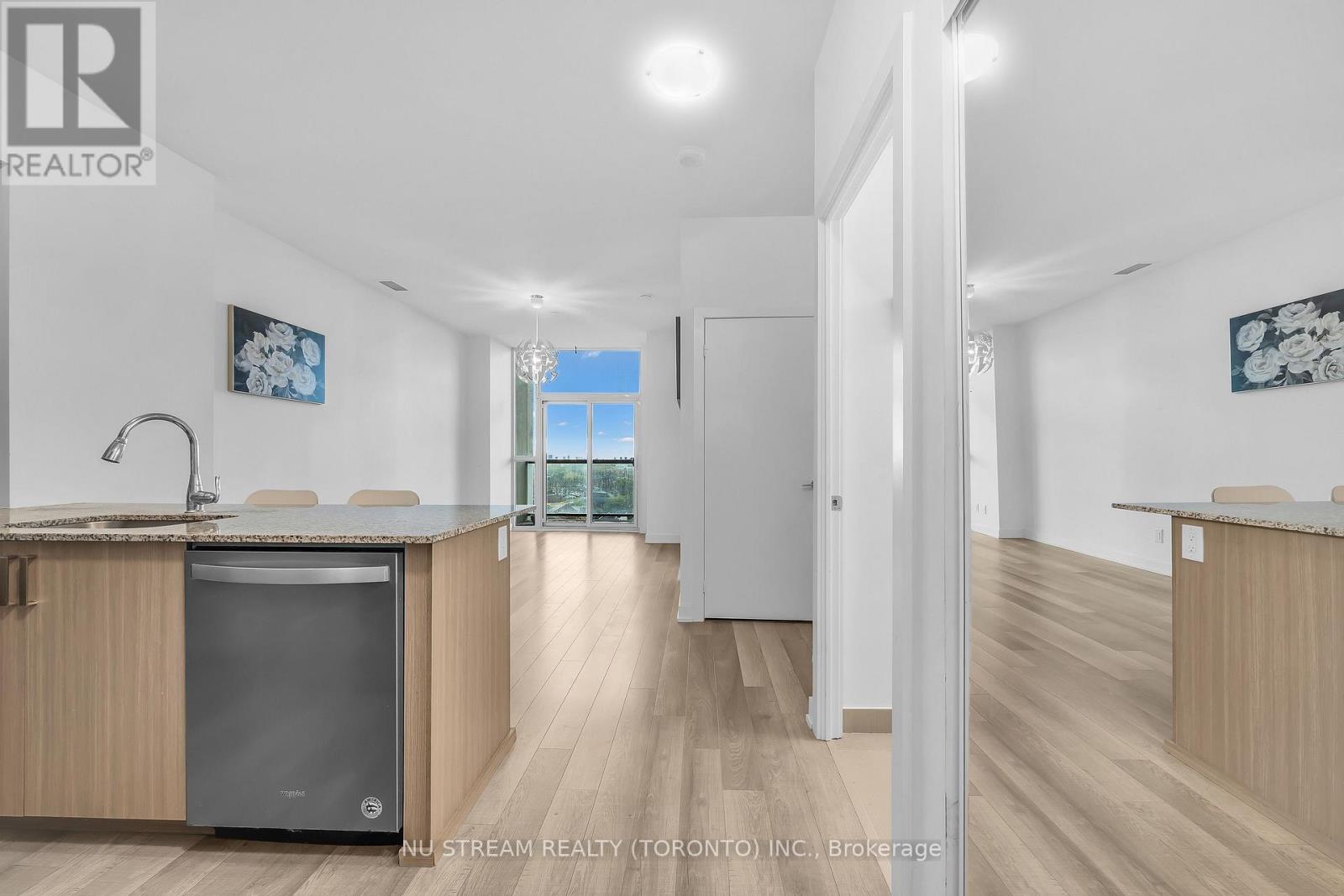 810 - 1603 Eglinton Avenue W, Toronto, Ontario  M6E 0A1 - Photo 9 - C14093894
