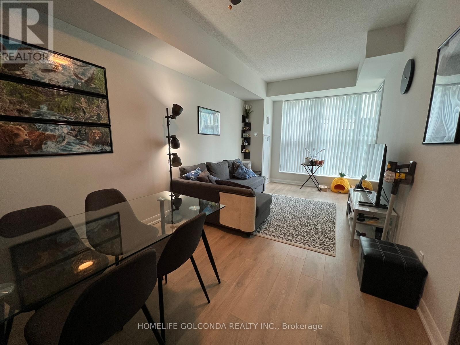 102 - 5168 Yonge Street, Toronto, Ontario  M2N 0G1 - Photo 1 - C14093916