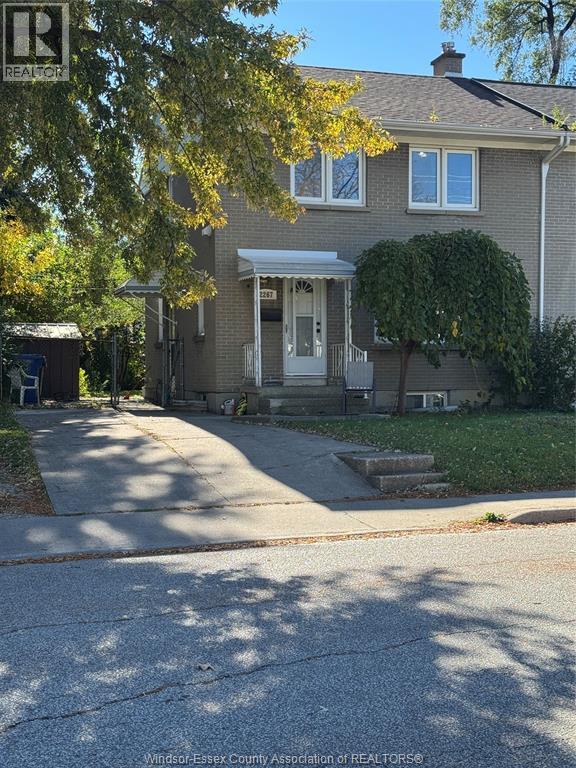MLS# 26025619: 2267 COLLEGE, Windsor, Canada