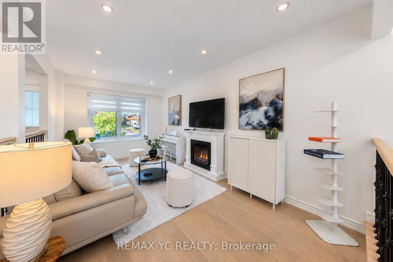 79 Tamarack Drive, Markham (Aileen-Willowbrook), Ontario  L3T 4W2 - Photo 7 - N14093850