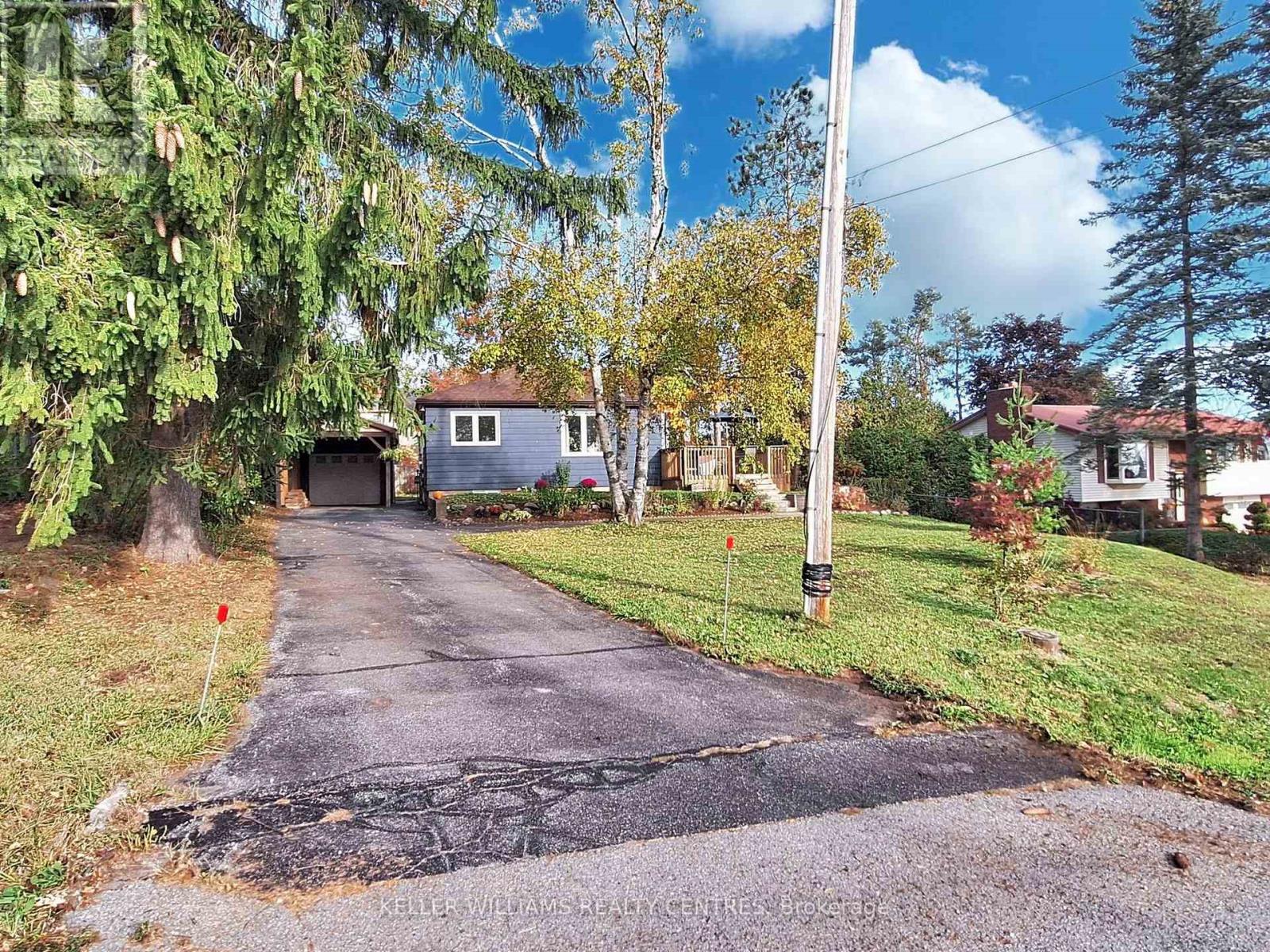 24 Goldie Drive, Orillia, Ontario  L3V 2M8 - Photo 2 - S14093900