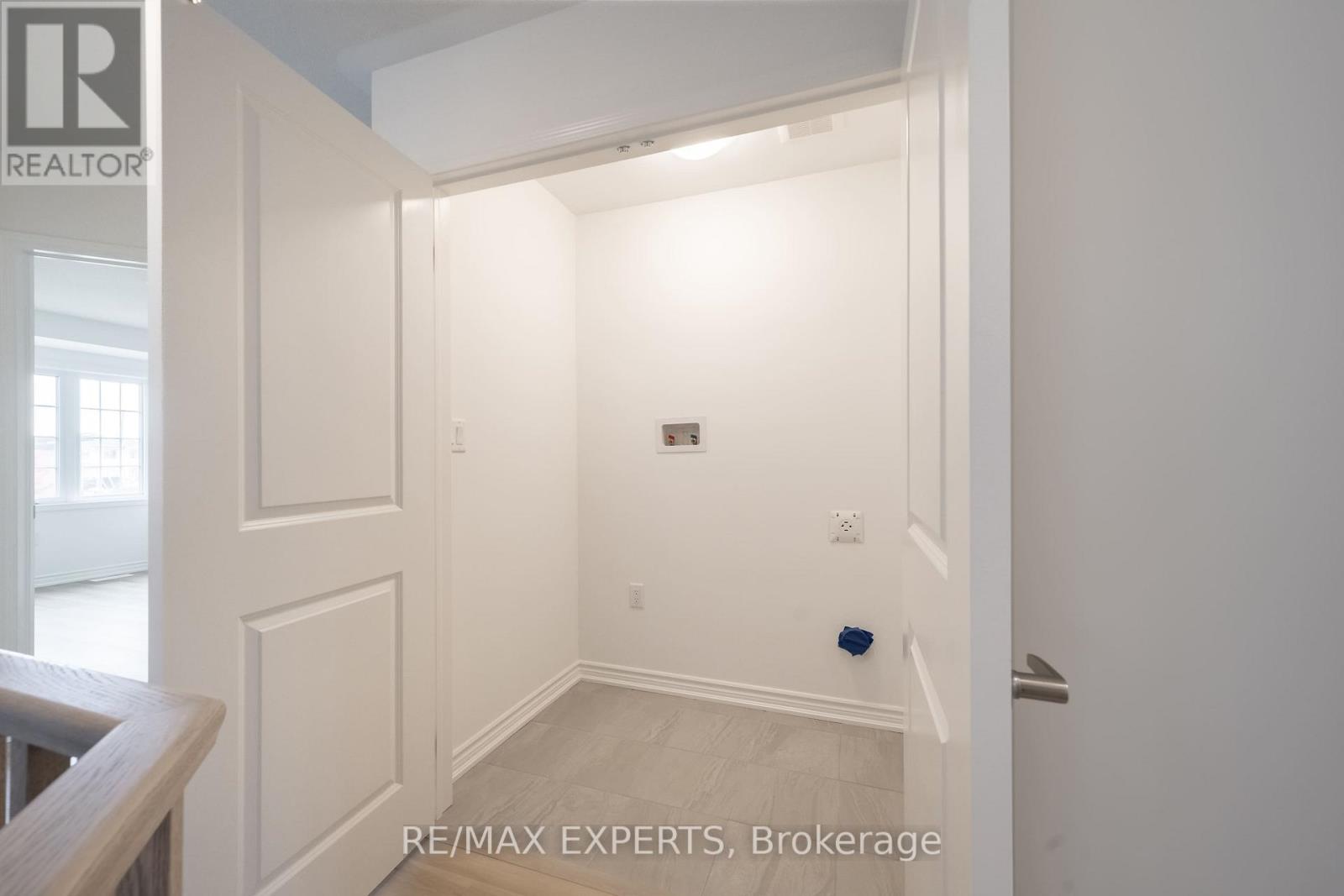 121 Vinewood Crescent, Barrie, Ontario L9J 1B5 - Photo 22 - S14093970