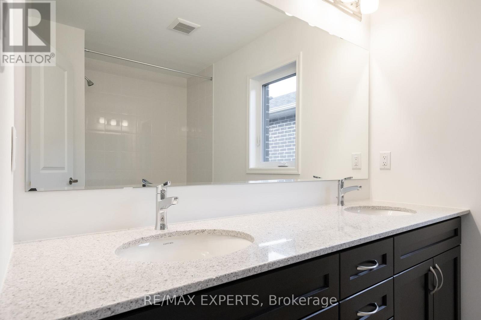 121 Vinewood Crescent, Barrie, Ontario L9J 1B5 - Photo 30 - S14093970