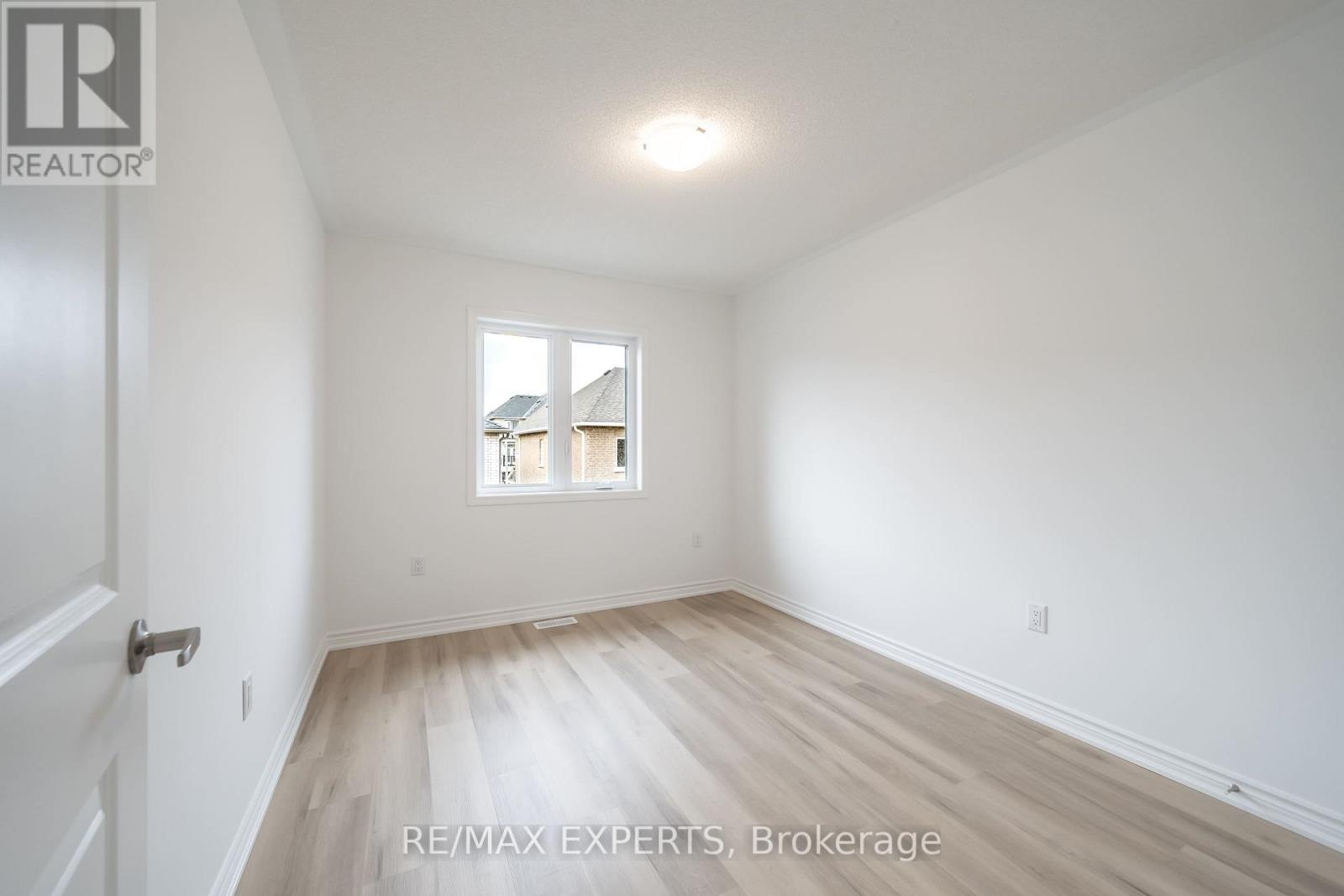 121 Vinewood Crescent, Barrie, Ontario L9J 1B5 - Photo 32 - S14093970