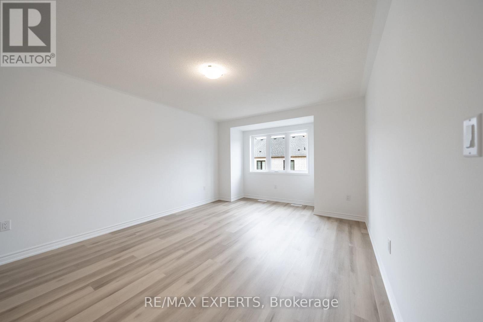 121 Vinewood Crescent, Barrie, Ontario L9J 1B5 - Photo 34 - S14093970