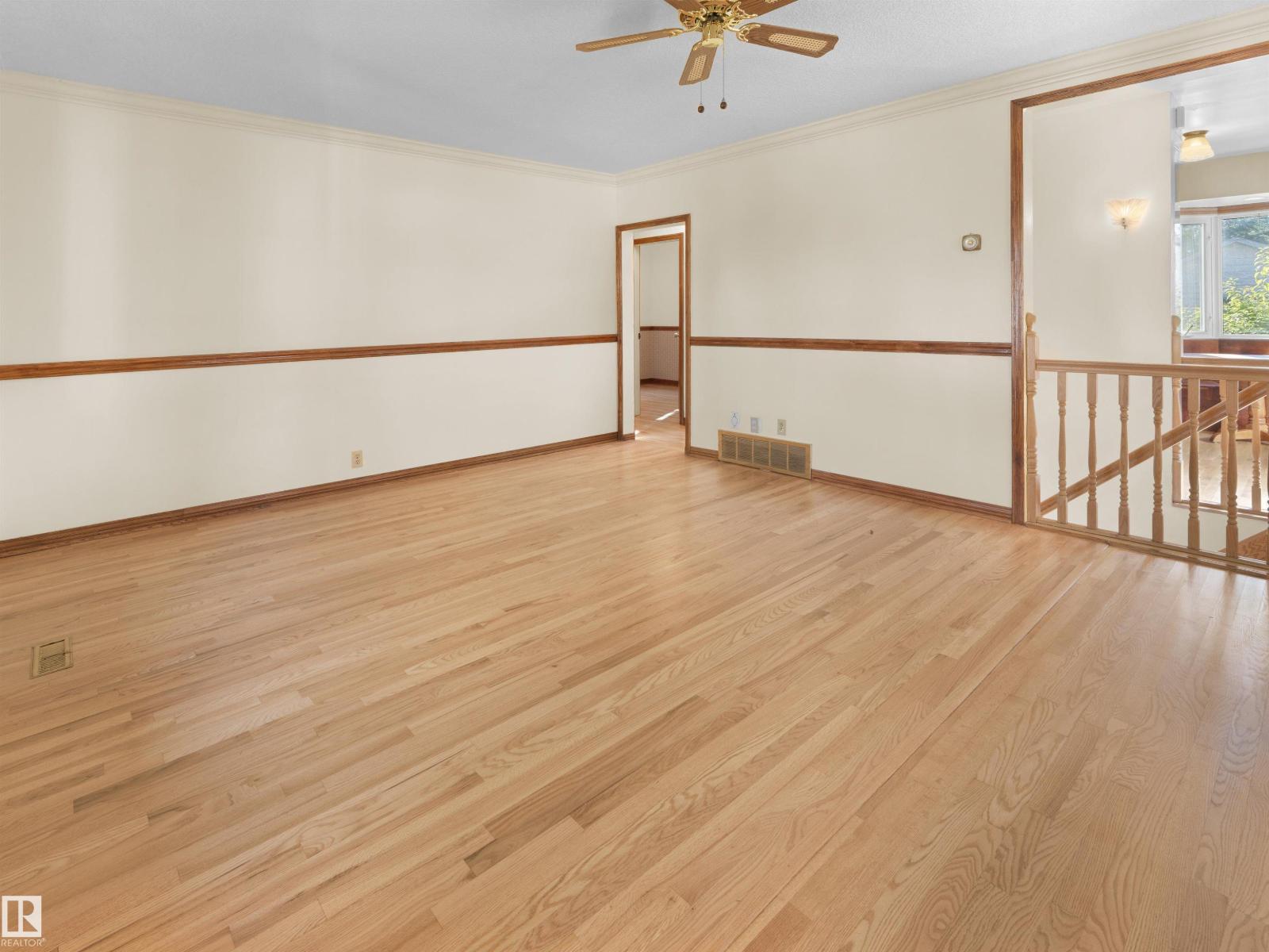 10943 63 AV NW