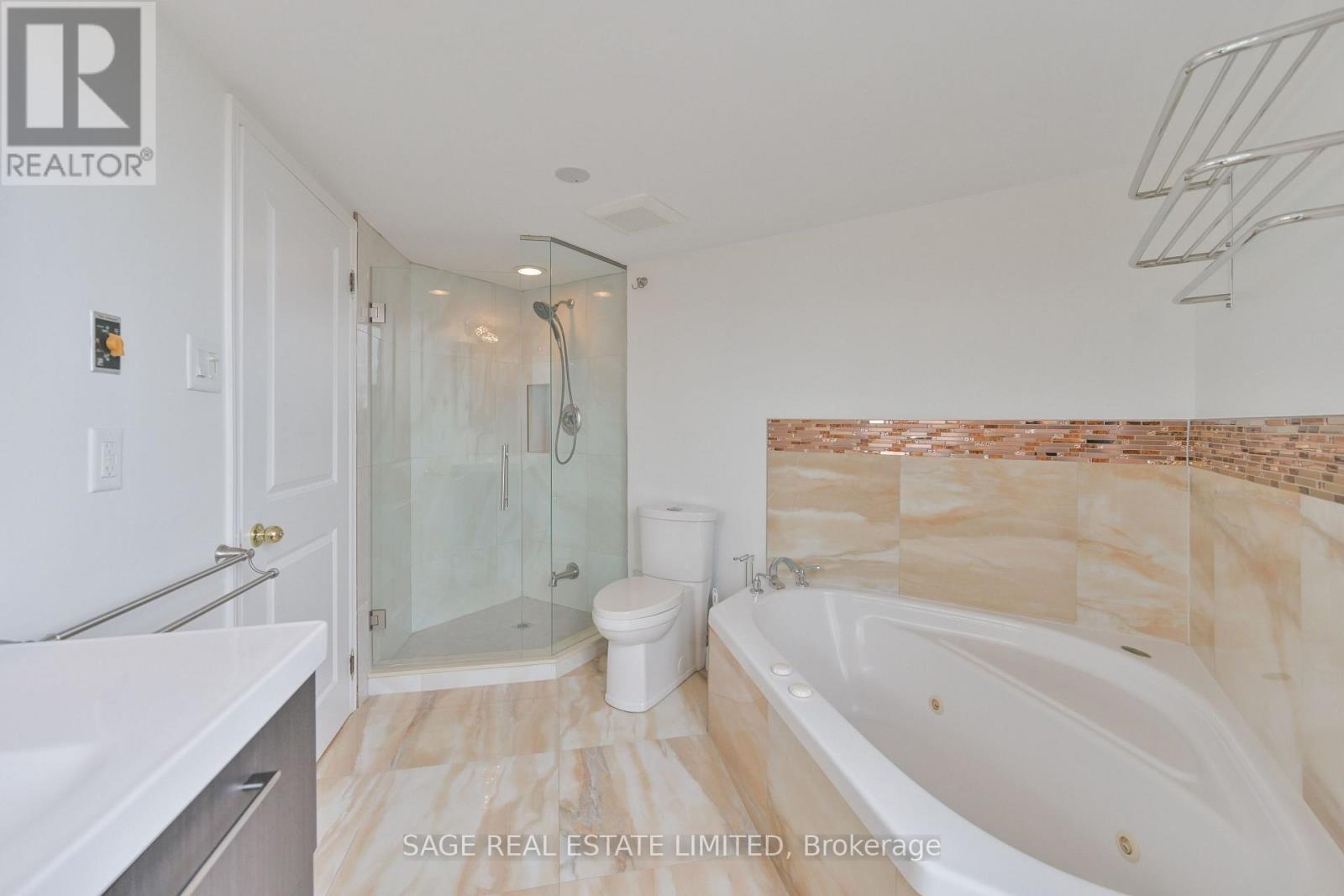 1806 - 2285 Lake Shore Boulevard W, Toronto, Ontario  M8V 3X9 - Photo 18 - W14088522