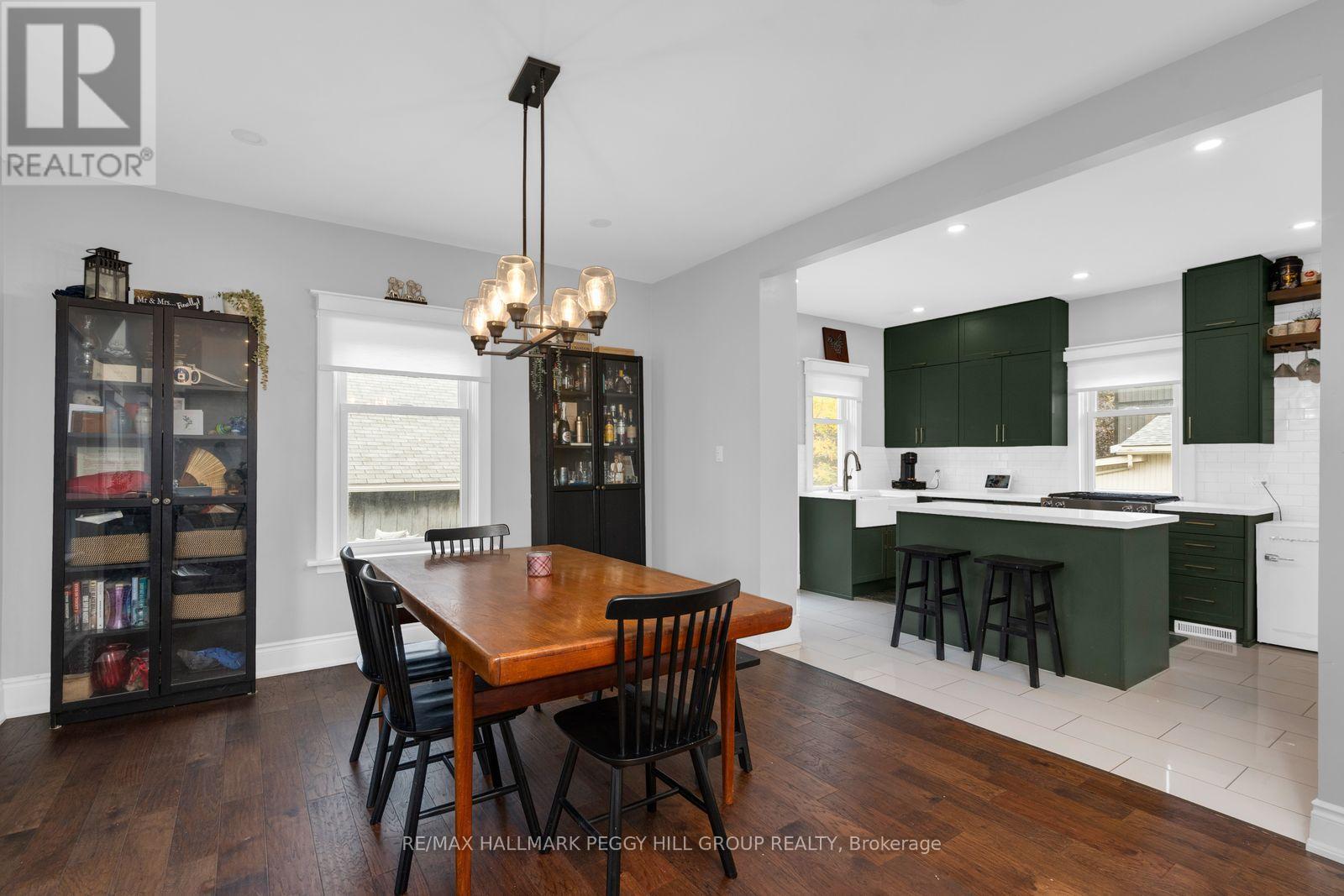 36 Commercial Street, Milton, Ontario  L9T 2H7 - Photo 4 - W14093718