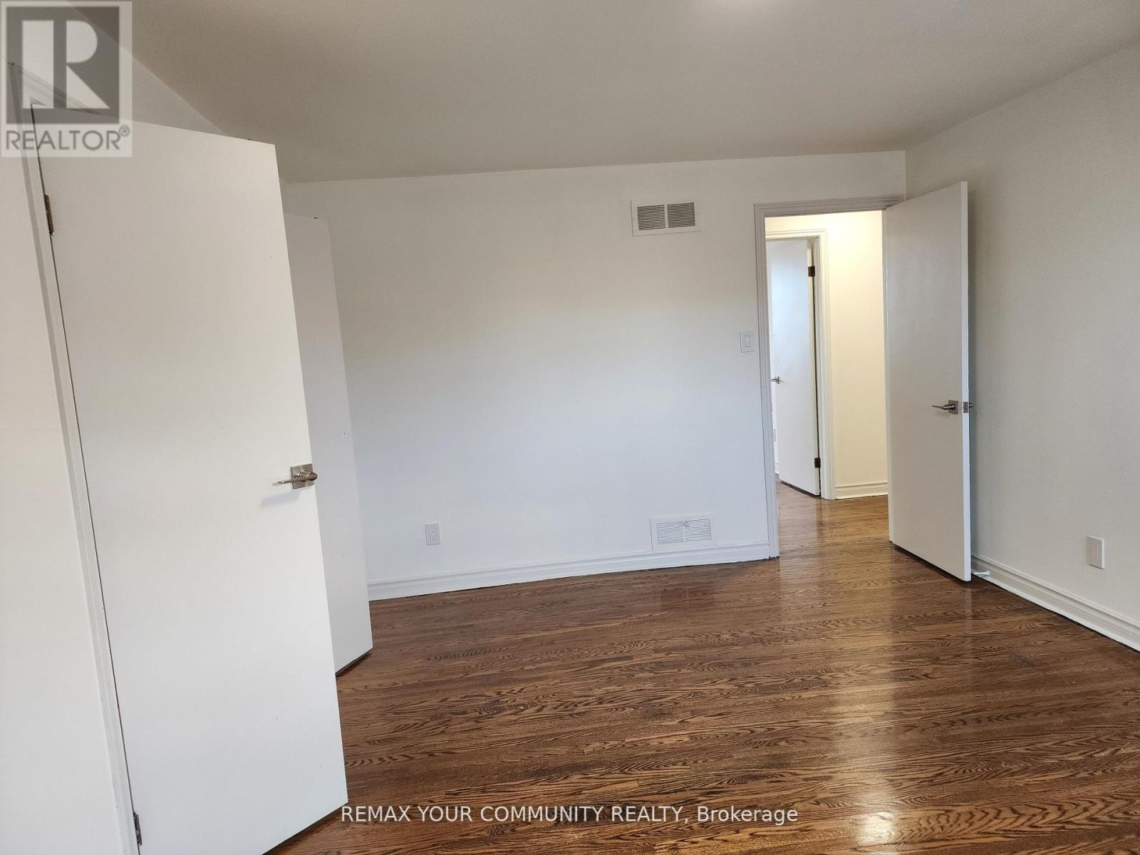 Upper - 214 Pellatt Avenue, Toronto, Ontario  M9N 2P6 - Photo 15 - W14093806