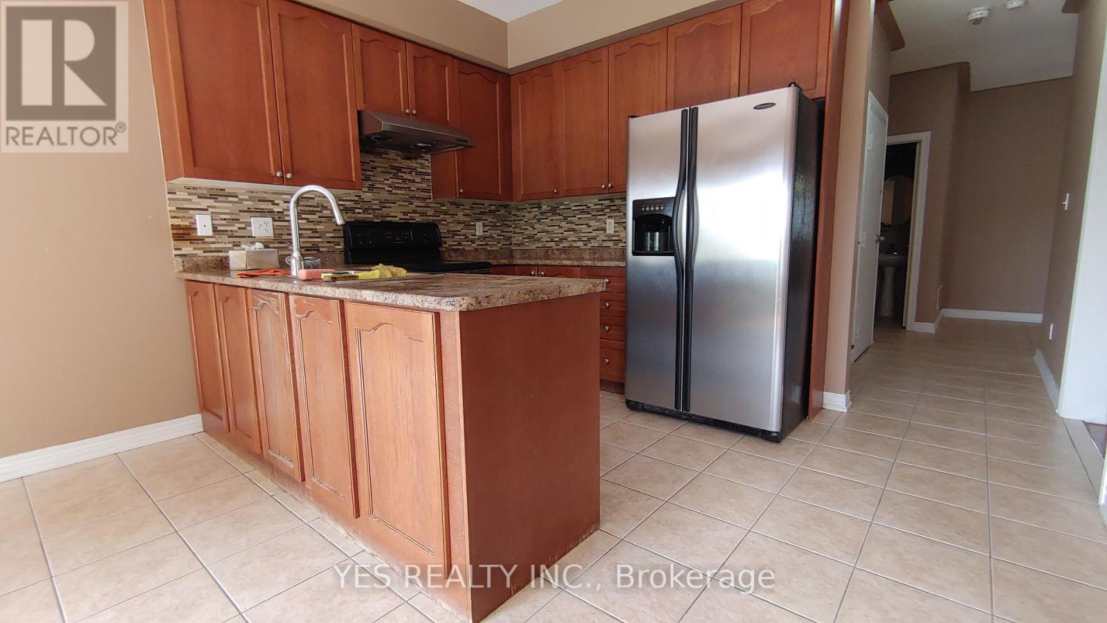 26 New Hampshire Court, Brampton, Ontario L6S 0B9 - Photo 10 - W14093868