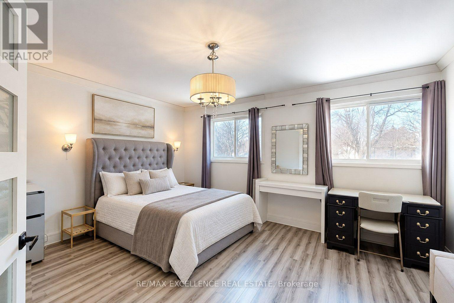 2458 Cobbinshaw Circle, Mississauga, Ontario  L5N 2G3 - Photo 19 - W14093938