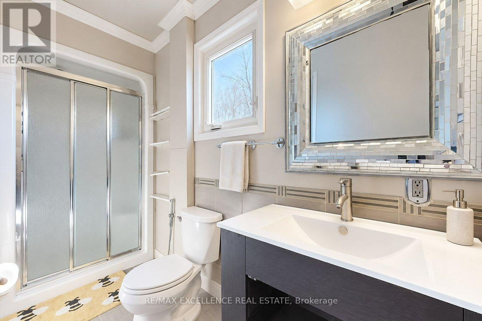 2458 Cobbinshaw Circle, Mississauga, Ontario  L5N 2G3 - Photo 24 - W14093938