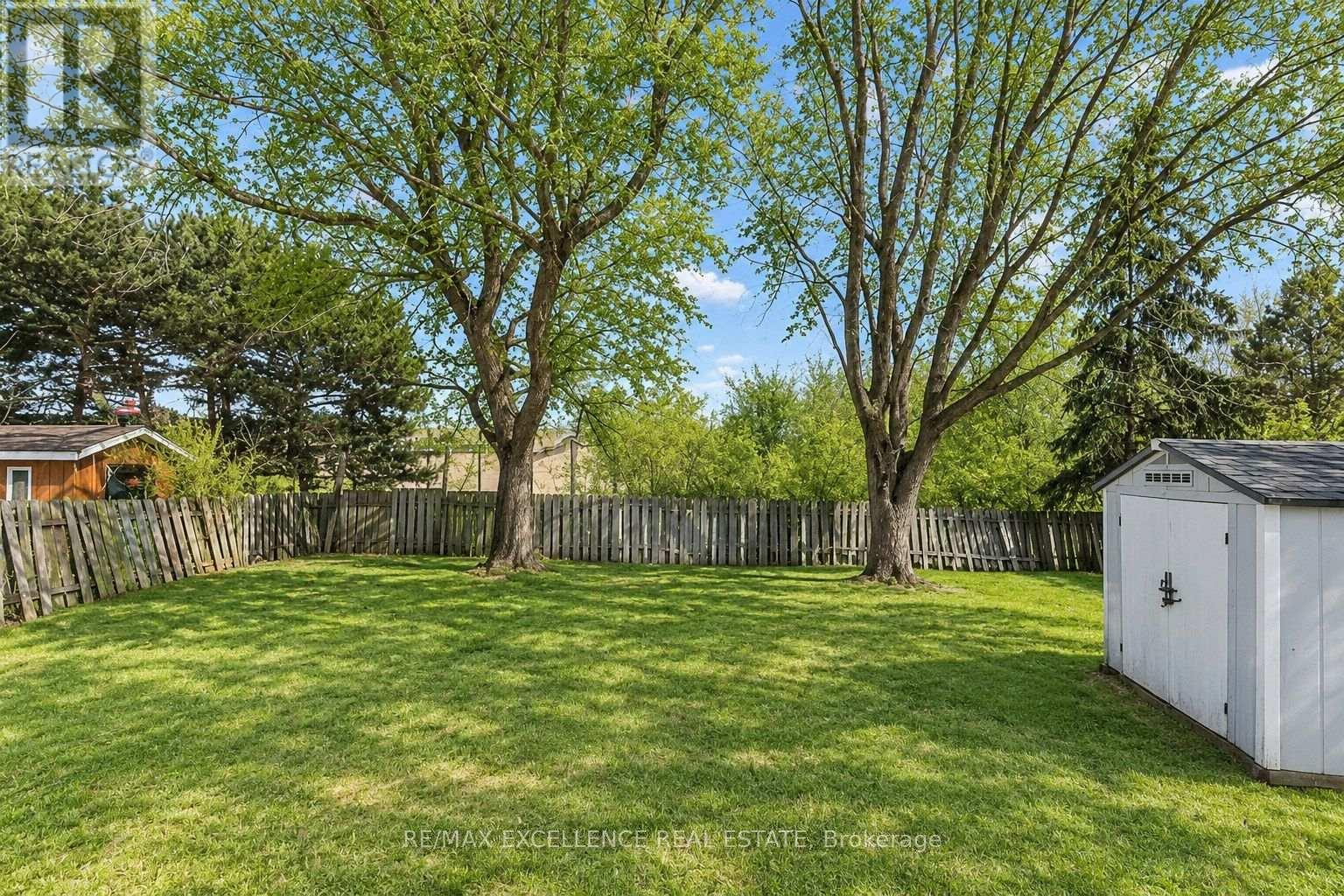 2458 Cobbinshaw Circle, Mississauga, Ontario  L5N 2G3 - Photo 3 - W14093938