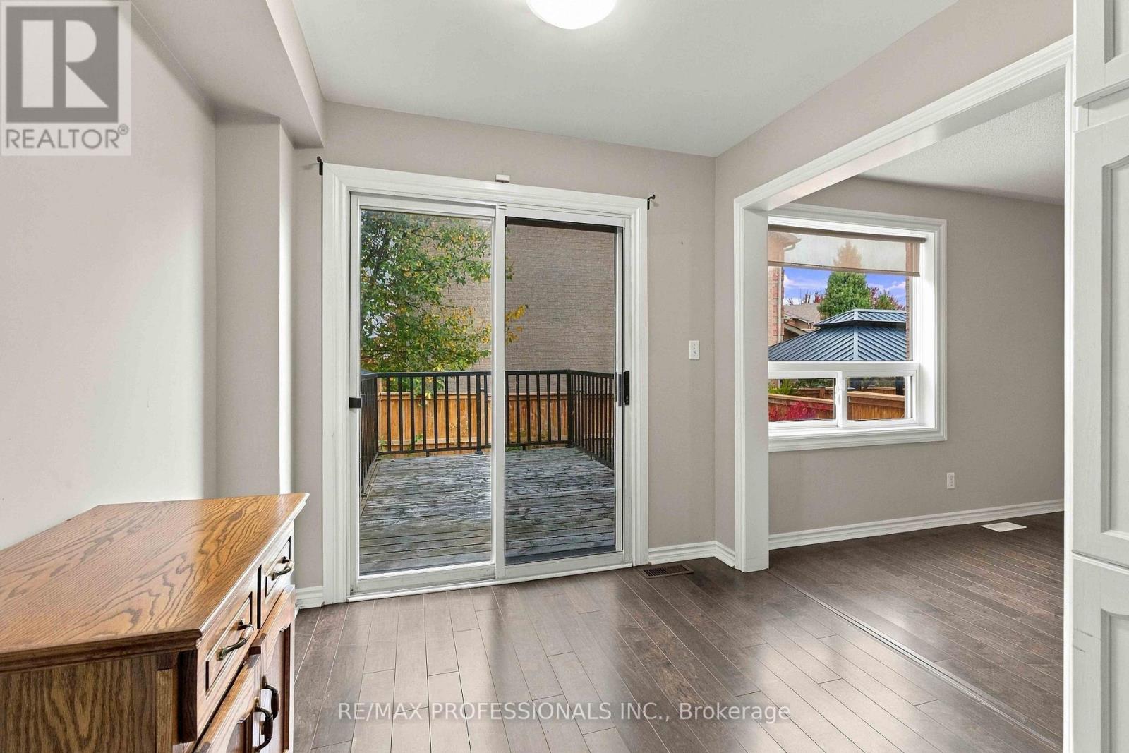 34 Jolley Court, Caledon, Ontario  L7E 1W4 - Photo 8 - W14093940