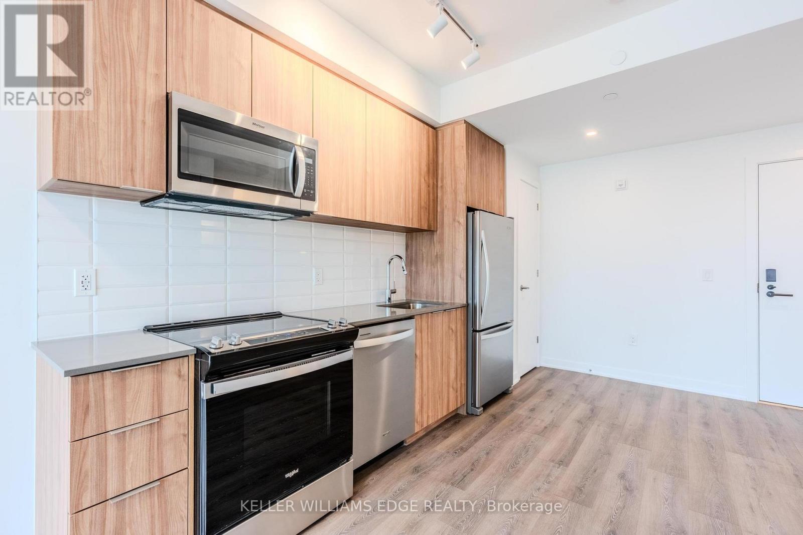 202 - 720 Whitlock Avenue, Milton, Ontario  L9T 2X5 - Photo 4 - W14093960