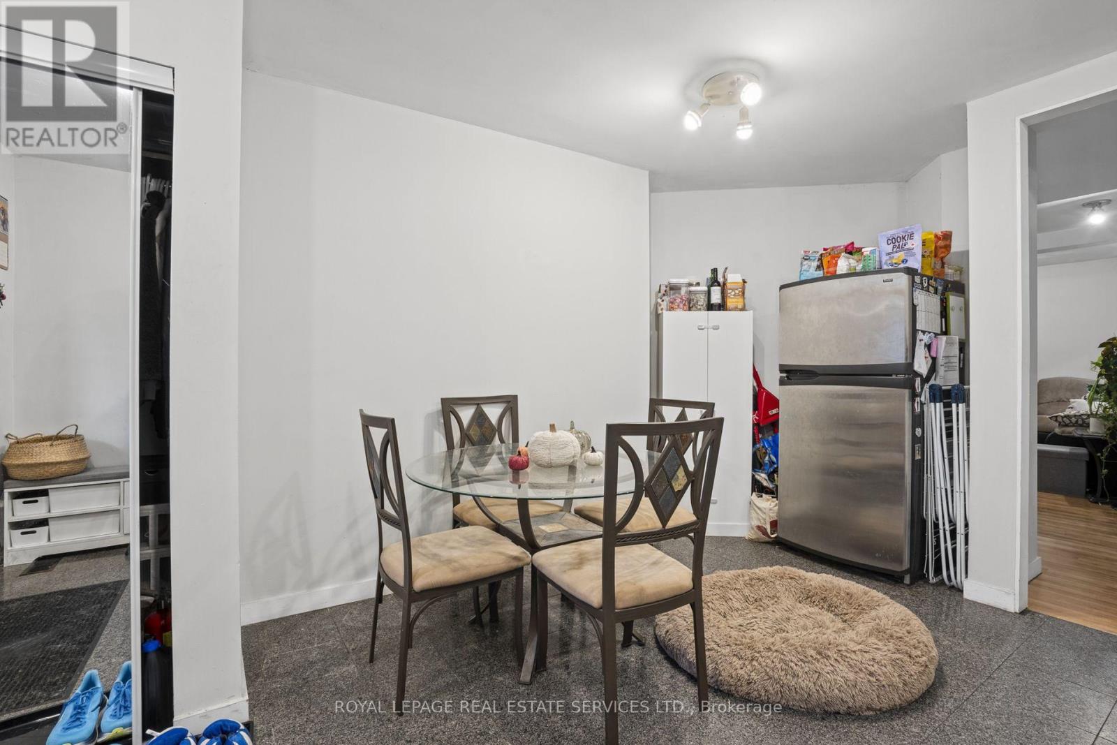3 Harshaw Avenue, Toronto, Ontario  M6S 1X7 - Photo 24 - W14093974