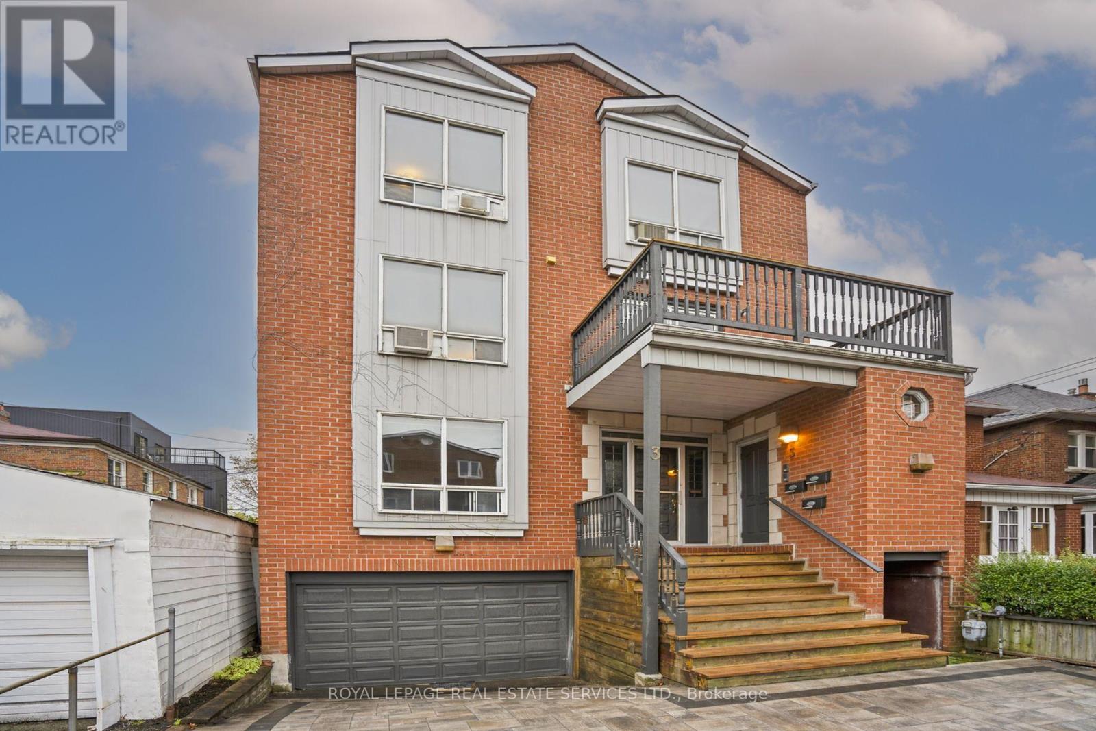 3 Harshaw Avenue, Toronto, Ontario  M6S 1X7 - Photo 3 - W14093974