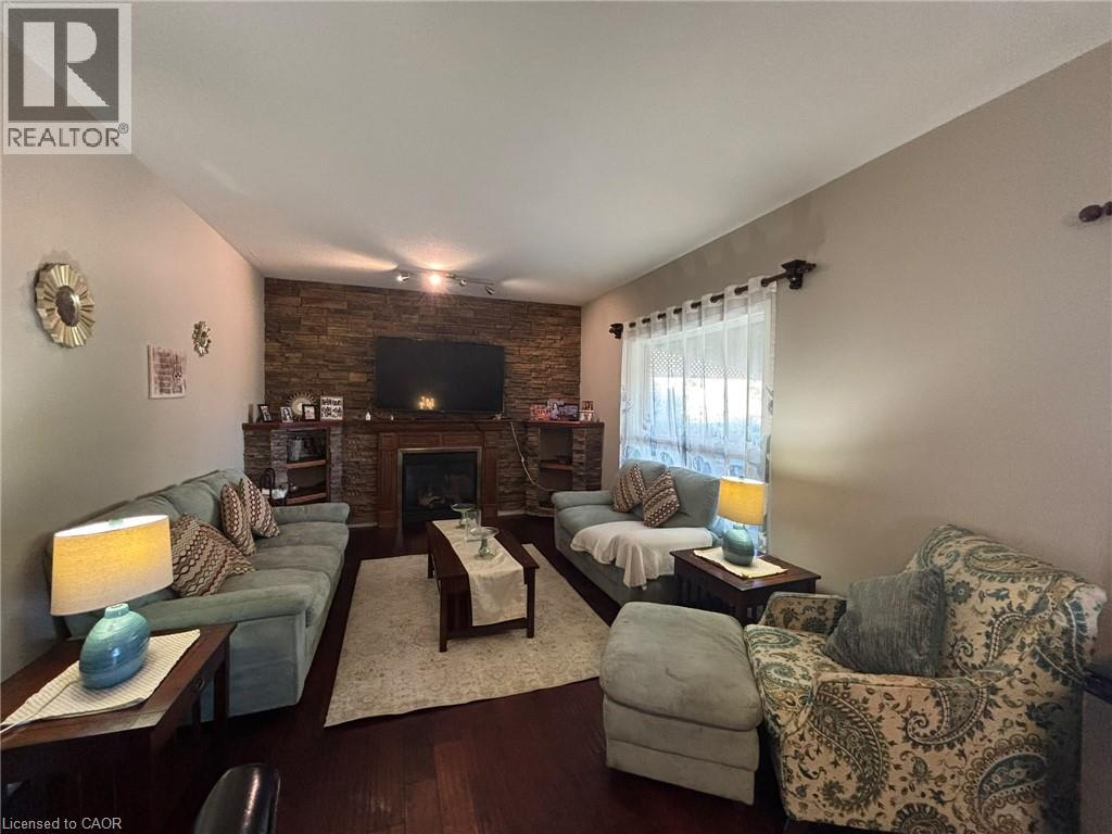 386 Pine Valley Drive, Kitchener, Ontario  N2P 2V4 - Photo 13 - 40871764