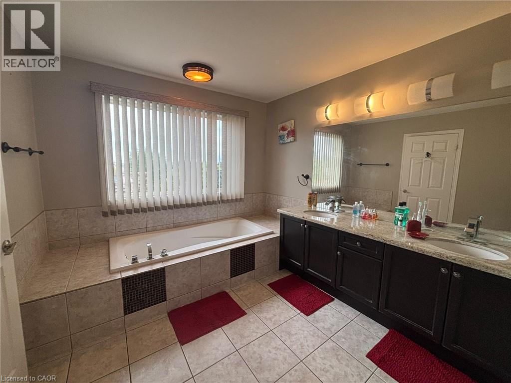 386 Pine Valley Drive, Kitchener, Ontario  N2P 2V4 - Photo 24 - 40871764